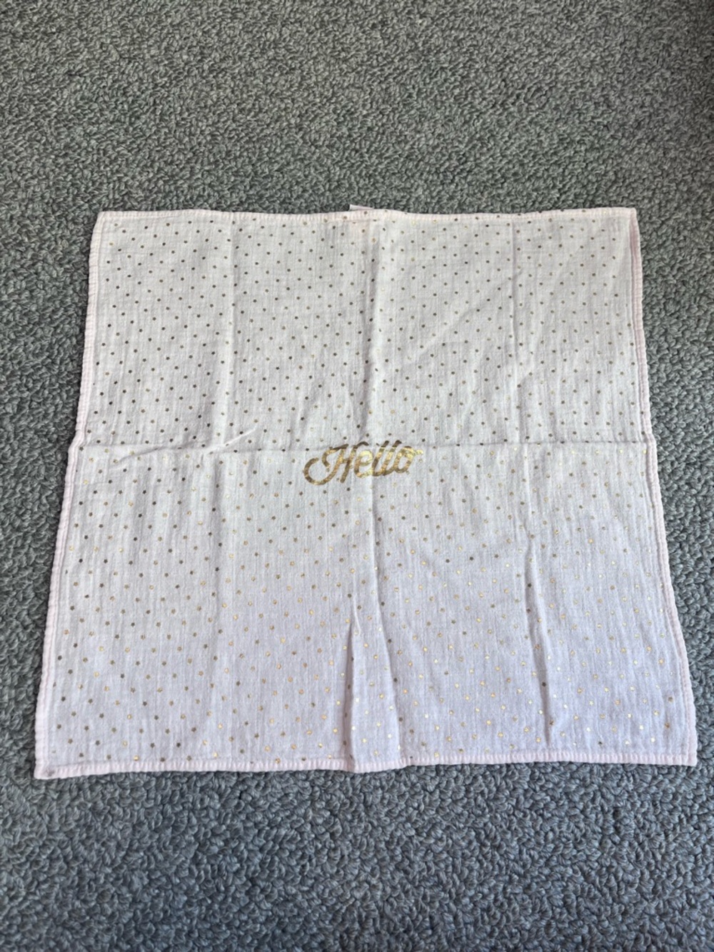 Bonpoint burp cloth